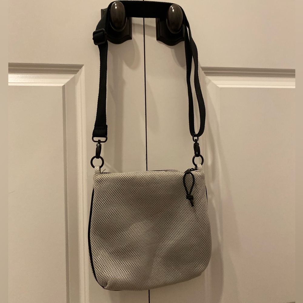 Gray mesh purse
